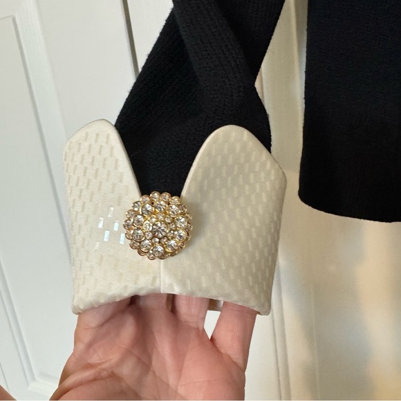 St John Evening Black Santana Knit blazer with removable silk collar/cuffs - Picture 3 of 9